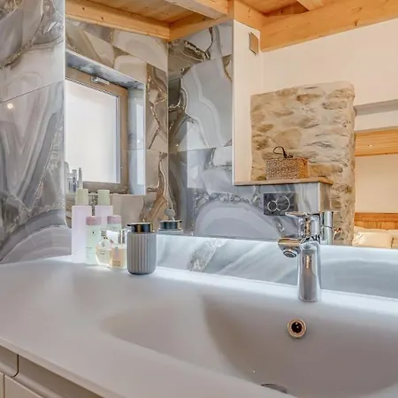 L'etoile D'argent - Pour 10 Personnes Mae-8931 Chalet
